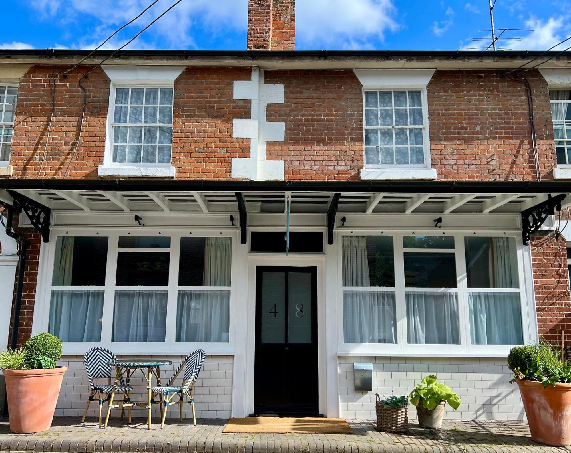 No48 - Luxe Victorian Shop Conversion In Pewsey Oare Exterior photo